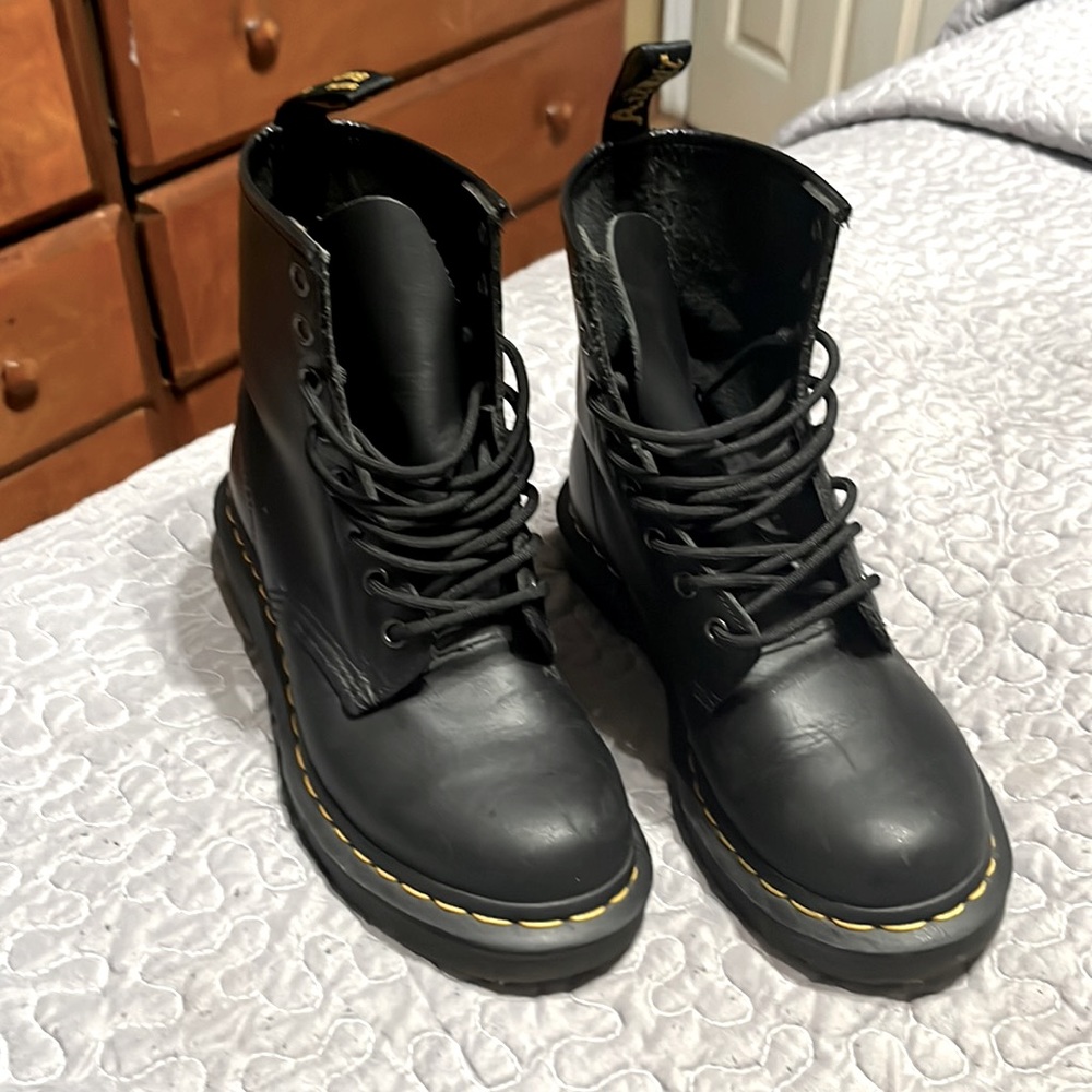 Women’s Dr Marten